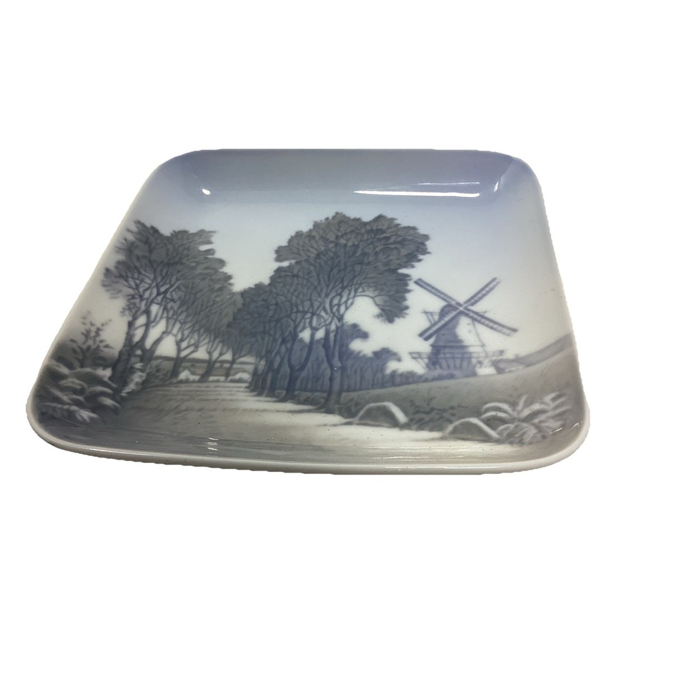 Bing and Grondahl Denmark Small Trinket Square Plate 586/455 Windmill 4"